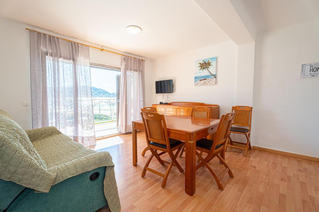 Apartamento Rhodes Vista Al Mar Apartment Roses Exterior photo
